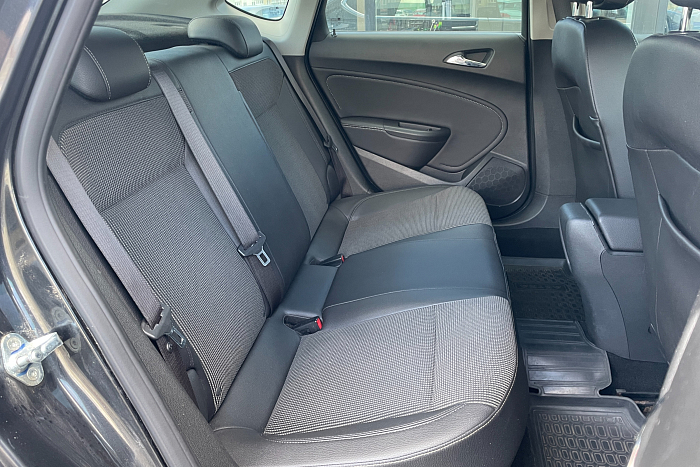 Opel Astra, Бензин, 1.6, Автомат, Передний привод, Седан - 12