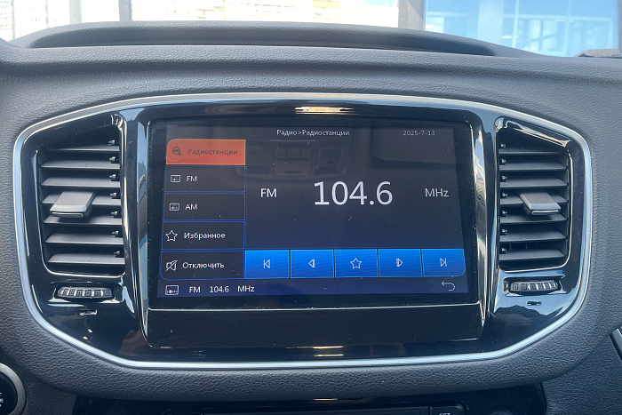 Geely Emgrand X7, Бензин, 2.0, Автомат, Передний привод, Внедорожник - 17