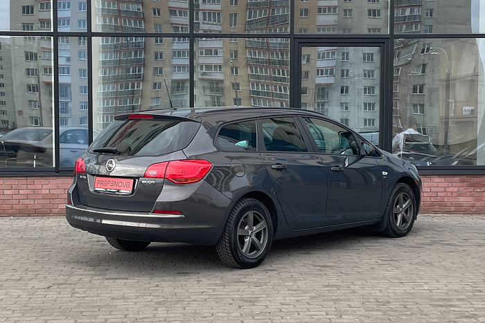 Opel Astra, Дизель, 1.6, Механическая, Передний привод, Универсал - 5