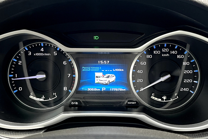 Geely Emgrand 7, Бензин, 1.8, Вариатор, Передний привод, Седан - 12