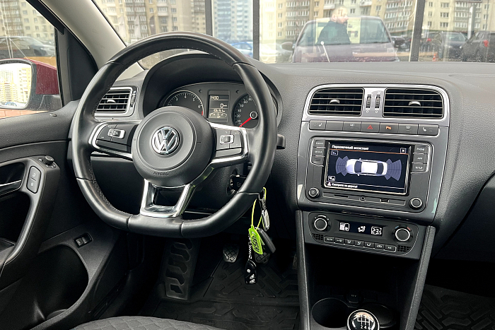 Volkswagen Polo Sedan, Бензин, 1.4, Механическая, Передний привод, Седан - 7