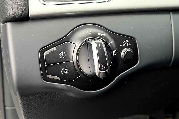 Audi A4, Бензин, 1.8, Вариатор, Передний привод, Универсал - 19