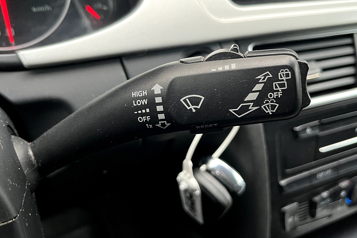 Audi A4, Бензин, 1.8, Вариатор, Передний привод, Универсал - 18