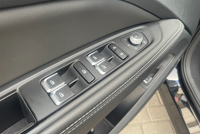 Geely Tugella, Бензин, 2.0, Автомат, Полный привод, Внедорожник - 23