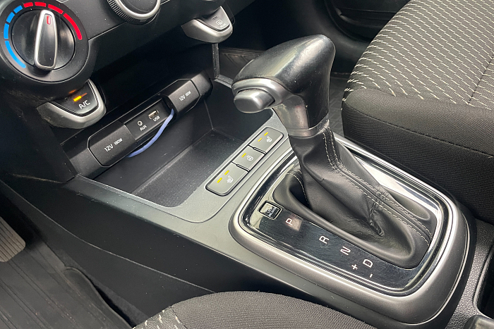 Kia  Rio X-line, Бензин, 1.6, Автомат, Передний привод, Универсал - 20