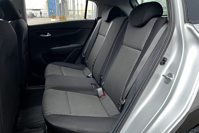 Kia Rio X-line, Бензин, 1.6, Автомат, Передний привод, Хэтчбек - 35