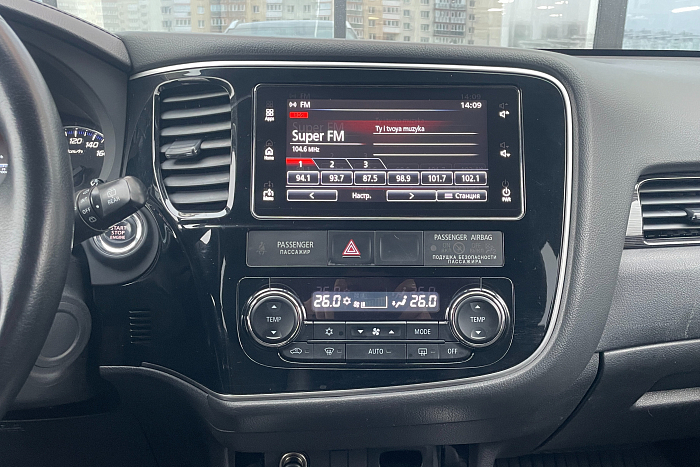 Mitsubishi Outlander, Бензин, 2.0, Вариатор, Полный привод, Внедорожник - 19