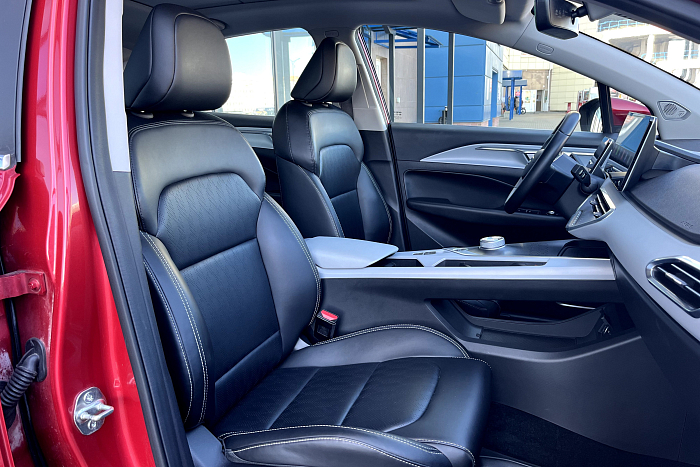 Geely Geometry C, Электро, Автомат, Передний привод, Хэтчбек - 9