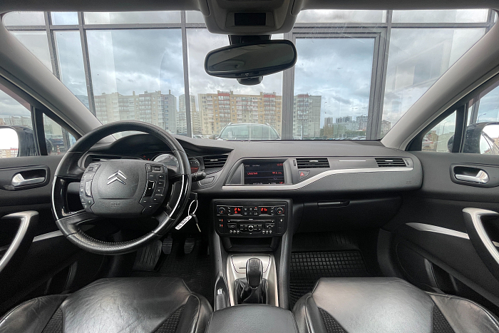 Citroen C5, Газ-бензин, 1.8, Механическая, Передний привод, Универсал - 8