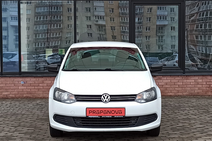 Volkswagen Polo, Бензин, 1.6, Механическая, Передний привод, Седан - 1