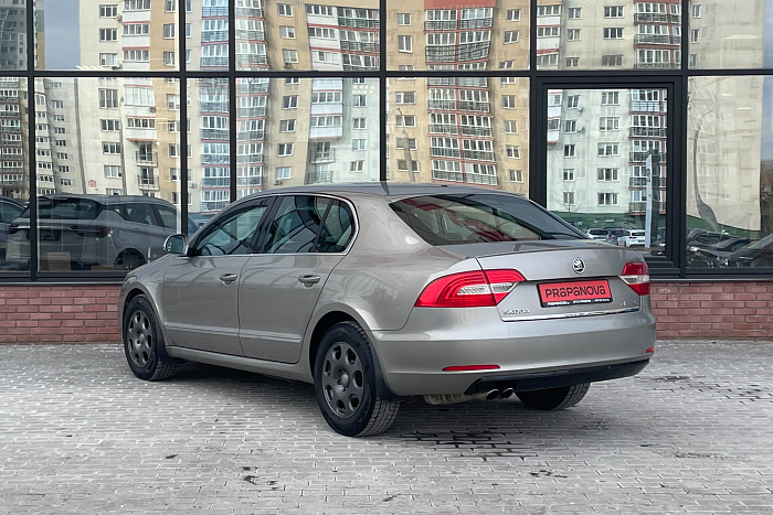 Skoda Superb, Бензин, 1.8, Механическая, Передний привод, Лифтбэк - 7