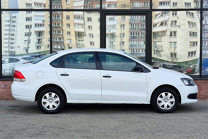 Volkswagen Polo Sedan, Бензин, 1.6, Механическая, Передний привод, Седан - 7