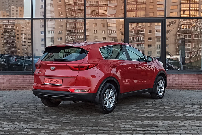 Kia  Sportage , Бензин, 1.6, Механическая, Передний привод, Внедорожник - 5