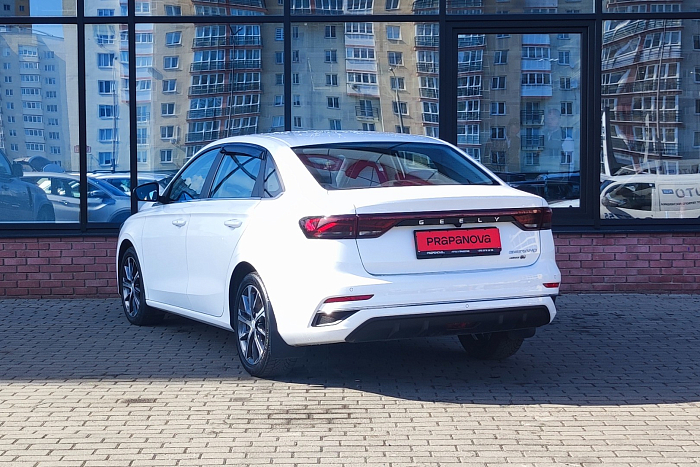 Geely Emgrand, Бензин, 1.5, Вариатор, Передний привод, Седан - 6