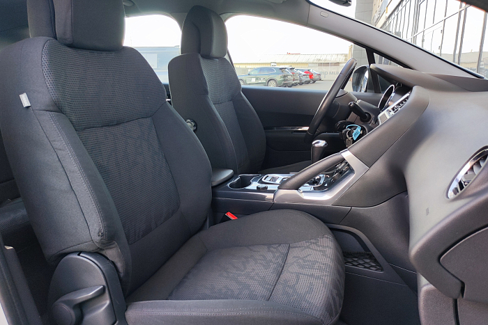 Peugeot 3008, Бензин, 1.6, Автомат, Передний привод, Внедорожник - 12
