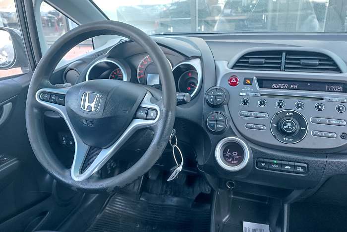 Honda Jazz, Бензин, 1.3, Механическая, Передний привод, Хэтчбек - 9