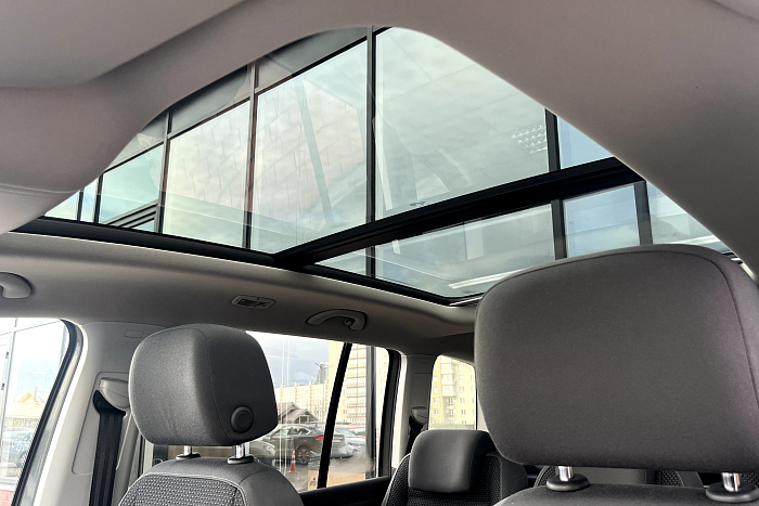 Volkswagen Touran, Дизель, 1.6, Механическая, Передний привод, Минивэн - 17