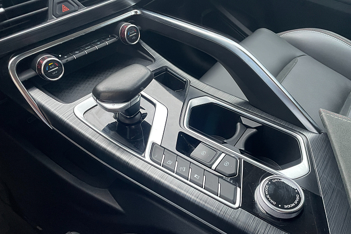 Geely Tugella, Бензин, 2.0, Автомат, Полный привод, Кроссовер - 16