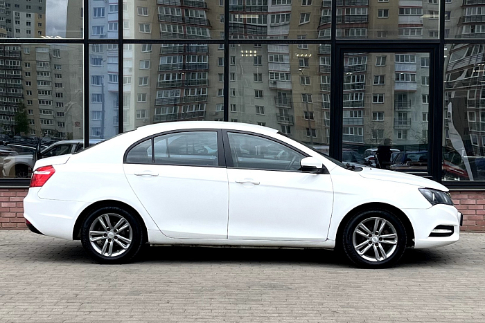 Geely Emgrand 7, Бензин, 1.8, Вариатор, Передний привод, Седан - 2