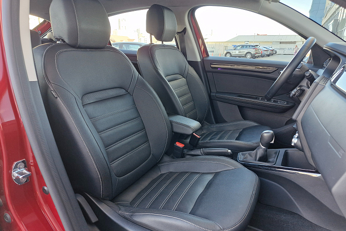 Renault Arkana, Бензин, 1.3, Вариатор, Передний привод, Хэтчбек - 11