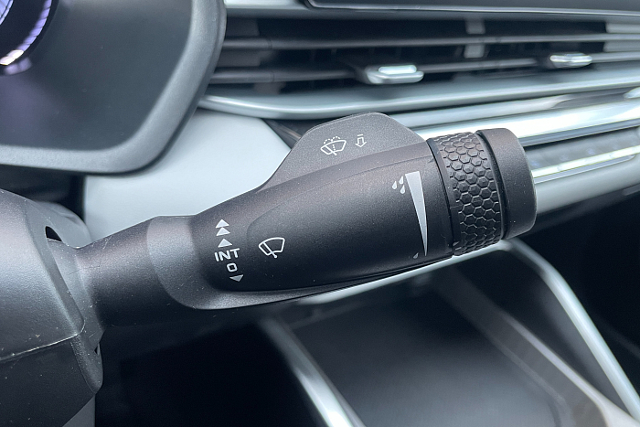 Geely Emgrand, Бензин, 1.5, Автомат, Передний привод, Седан - 16