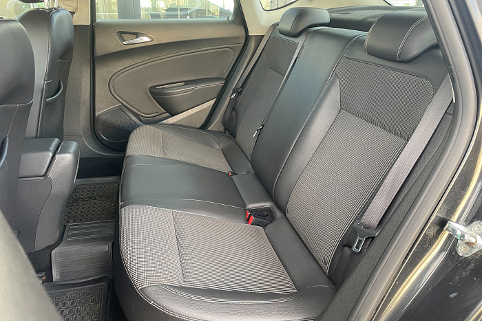 Opel Astra, Бензин, 1.6, Автомат, Передний привод, Седан - 13