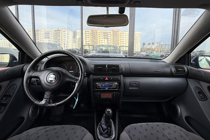 SEAT Toledo, Бензин, 1.6, Механическая, Передний привод, Седан - 8