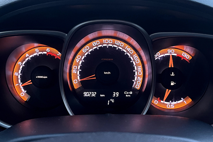 Lada Vesta SW Cross, Бензин, 1.8, Механическая, Передний привод, Универсал - 12