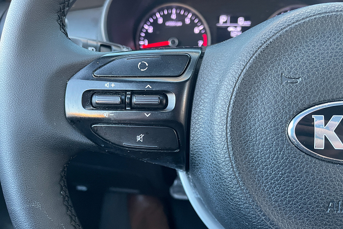 Kia  Rio X-line, Бензин, 1.6, Автомат, Передний привод, Хэтчбек - 16