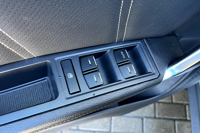 Geely Emgrand X7, Бензин, 2.0, Автомат, Передний привод, Внедорожник - 18