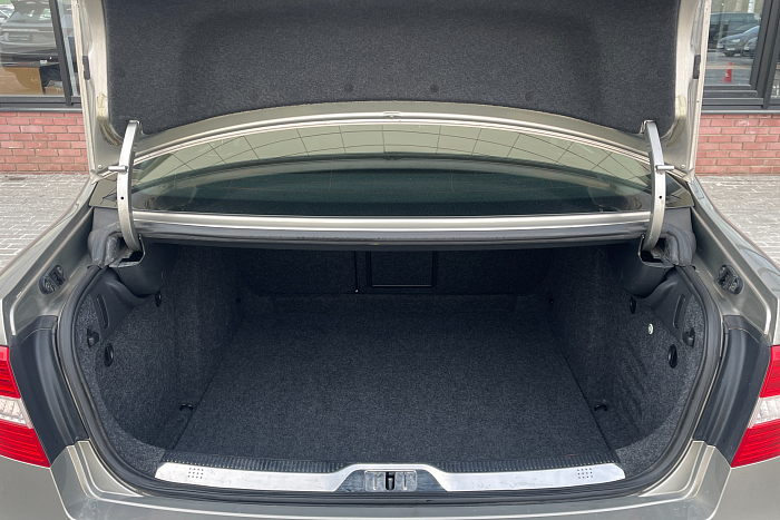 Skoda Superb, Бензин, 1.8, Механическая, Передний привод, Лифтбэк - 21