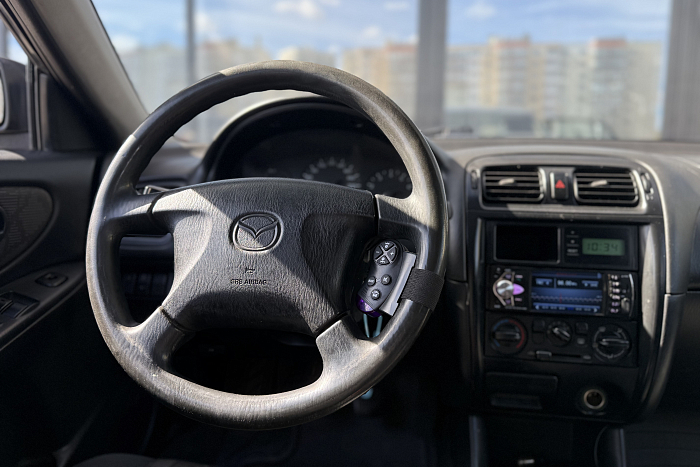 Mazda 626, Бензин, 1.8, Механическая, Передний привод, Хэтчбек - 9