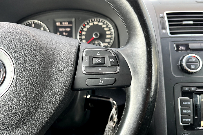 Volkswagen Touran, Дизель, 1.6, Механическая, Передний привод, Минивэн - 19