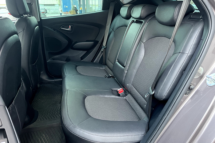 Hyundai ix35, Бензин, 2.0, Автомат, Передний привод, Внедорожник - 11