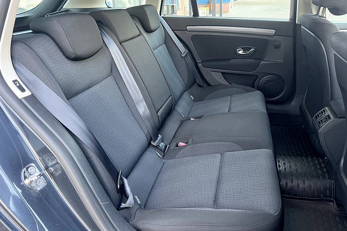 Renault Laguna, Дизель, 1.5, Механическая, Передний привод, Универсал - 10