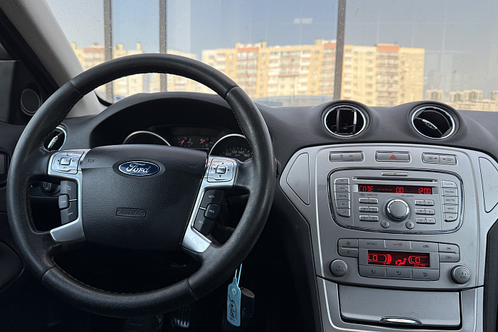 Ford Mondeo, Дизель, 2.0, Механическая, Передний привод, Универсал - 9