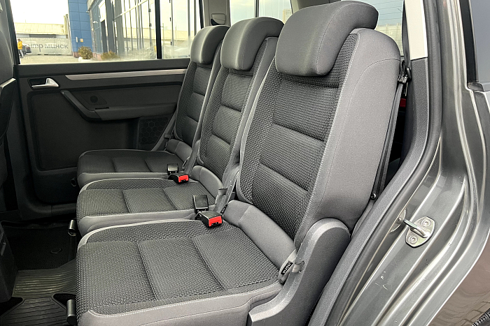 Volkswagen Touran, Дизель, 1.6, Механическая, Передний привод, Минивэн - 11