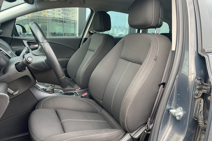 Opel Astra, Дизель, 1.6, Механическая, Передний привод, Универсал - 10