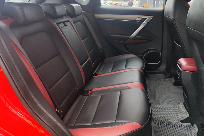 Geely Coolray, Бензин, 1.5, Робот, Передний привод, Внедорожник - 12