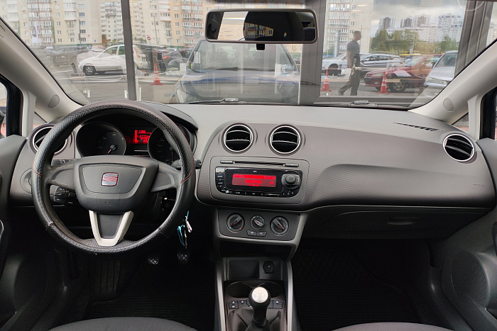SEAT Ibiza, Дизель, 1.4, Механическая, Передний привод, Хэтчбек - 8