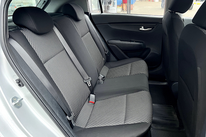 Kia Rio X-line, Бензин, 1.6, Автомат, Передний привод, Хэтчбек - 10