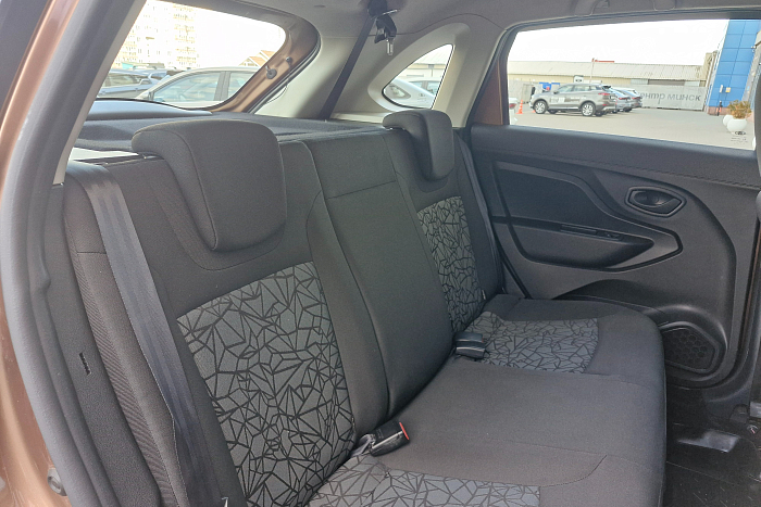  Lada XRAY, Бензин, 1.6, Механическая, Передний привод, Хэтчбек - 13