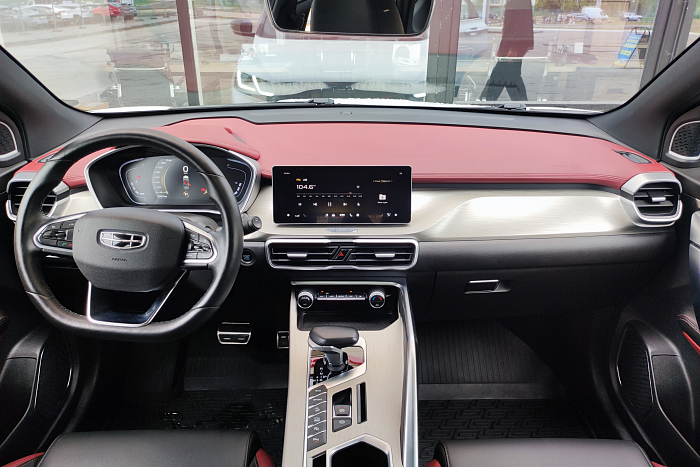 Geely Coolray, Бензин, 1.5, Робот, Передний привод, Внедорожник - 8