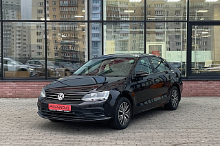 Volkswagen  Jetta, Бензин, 1.6, Автомат, Передний привод, Седан