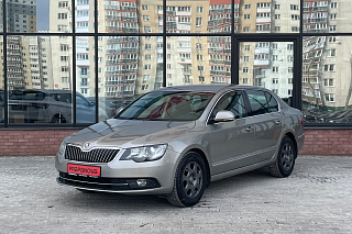 Skoda Superb, Бензин, 1.8, Механическая, Передний привод, Лифтбэк