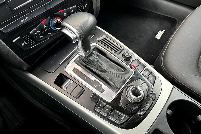 Audi A4, Бензин, 1.8, Вариатор, Передний привод, Универсал - 14