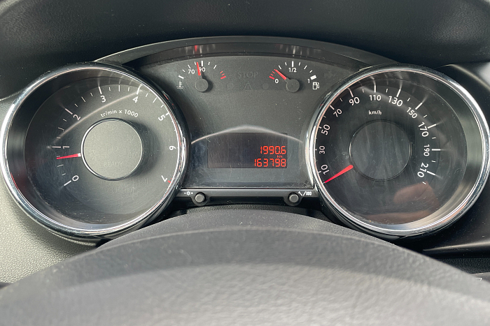 Peugeot 3008 , Бензин, 1.6, Механическая, Передний привод, Универсал - 14