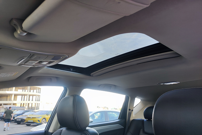 Geely Emgrand X7, Бензин, 2.0, Автомат, Передний привод, Внедорожник - 26