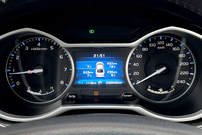 Geely Emgrand 7, Бензин, 1.8, Вариатор, Передний привод - 12