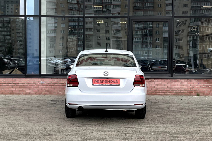 Volkswagen Polo Sedan, Бензин, 1.6, Автомат, Передний привод, Седан - 4